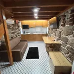Casa Largo S Lourenco E Casa Da Videira