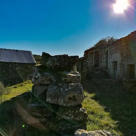 Casa Largo S Lourenco E Casa Da Videira * Mazes