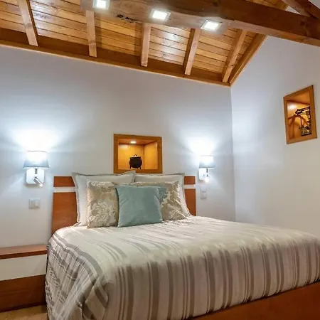 Casa Largo S Lourenco E Casa Da Videira Mazes