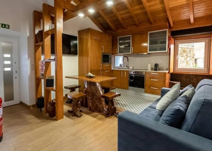 Casa Largo S Lourenco E Casa Da Videira Nyaraló *