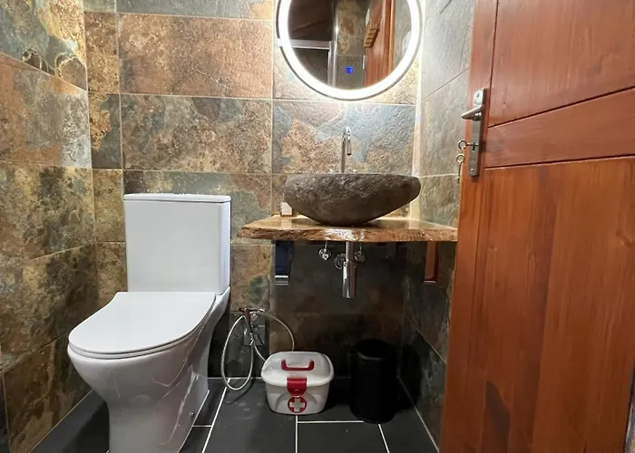 Casa Largo S Lourenco E Casa Da Videira